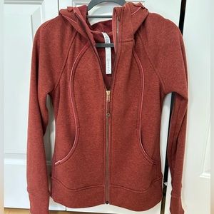 Women’s Size 6 Lululemon Plush Scuba Hoodie